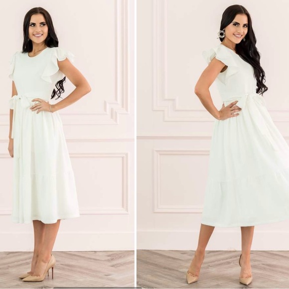 Rachel Parcell Serene Dress in Ivory - Picture 3 of 12